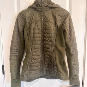 lululemon athletica Insulated Hybrid Jacket, olive, size 4